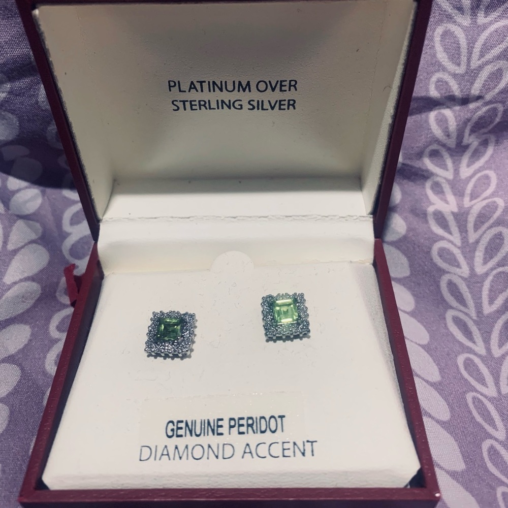 Peridot Earrings!